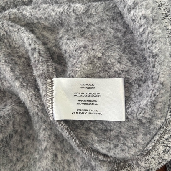 Eddie Bauer Heathered Gray Half-Zip Women’s Small Fleece Soft & Warm Unisex - Picture 6 of 8